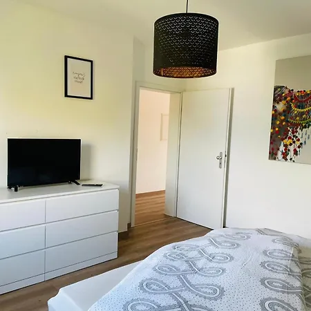 Seenah - Qualle * Großzössen